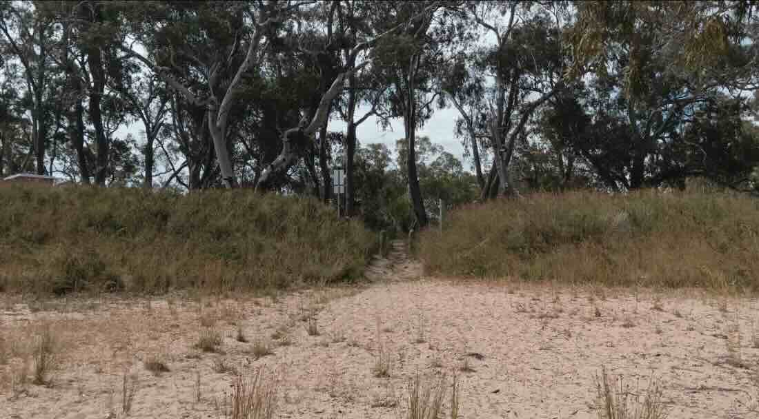 Diggers Rest Camp Site 4 Lake Lonsdale