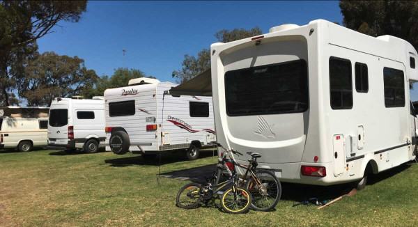 Wycheproof Caravan Park – Your Silo Art Trail & Mallee Retreat