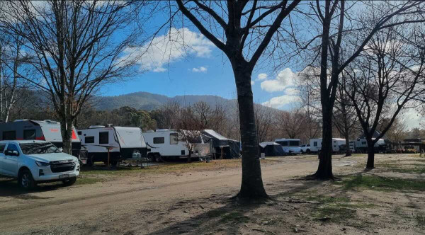 The Park Mount Beauty – Gateway to the High Country with Stunning Alpine Views