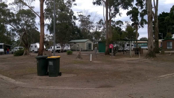 Shady Acres Caravan Park – Pet-Friendly Ballarat Bushland Retreat