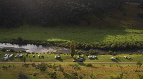 Paradise Valley Campground – A Tranquil Riverside Escape in Glenmaggie