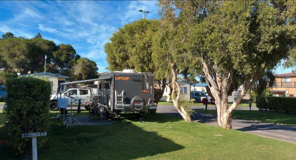 Marlo Caravan Park and Motel – Your Coastal Escape Where the Snowy River Meets the Sea