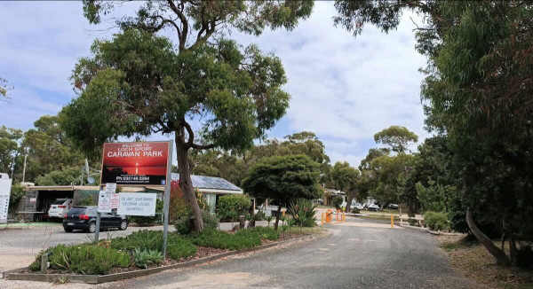 Loch Sport Caravan Park – Your Gippsland Lakes & Beach Escape