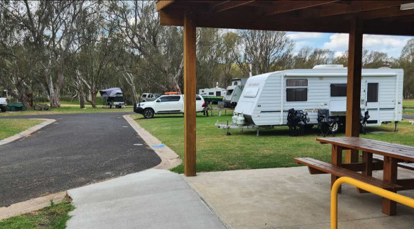 CMCA RV Park Casterton – Riverside Camping in the Birthplace of the Kelpie
