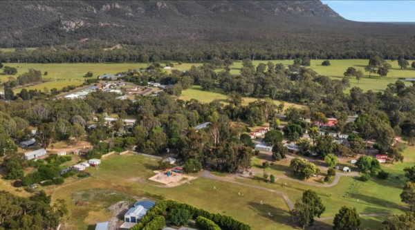Breeze Holiday Parks Grampians, Halls Gap Accommodation & Camping