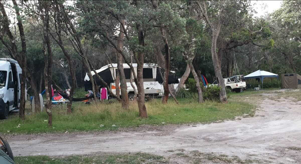 Binn Beach Campground – Free Camping Pearl Point Track