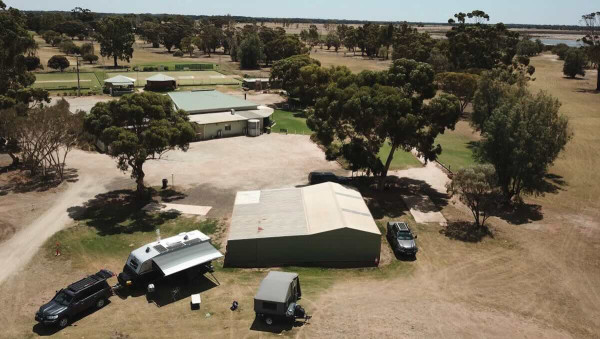 Kerang Golf Club – RV & Caravan Stay & Play in Victoria’s Lakes District