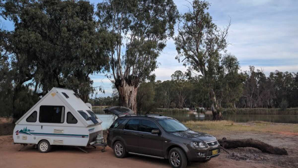Bottle Bend Camping, Free Murray River Bush Camp Near Mildura
