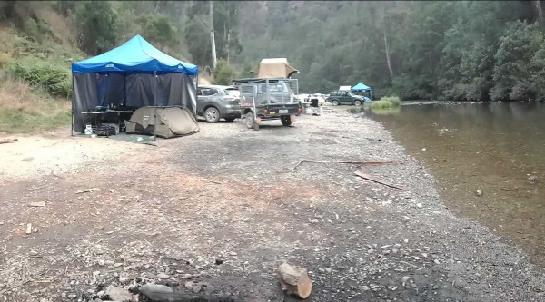 Bruntons Bridge Campground, Historic 4WD Riverside Camping near Walhalla
