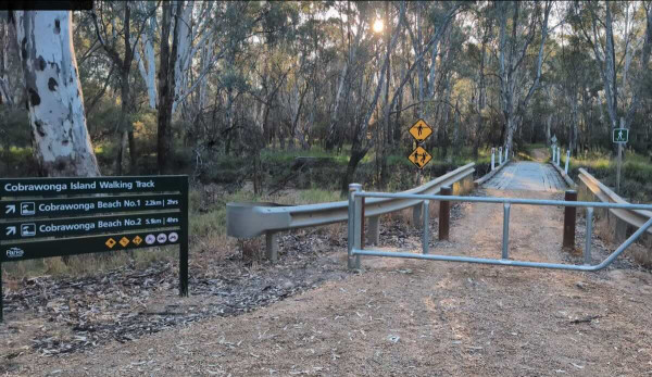 Cobrawonga Beach Number One – Escape to the Serenity of the Murray River