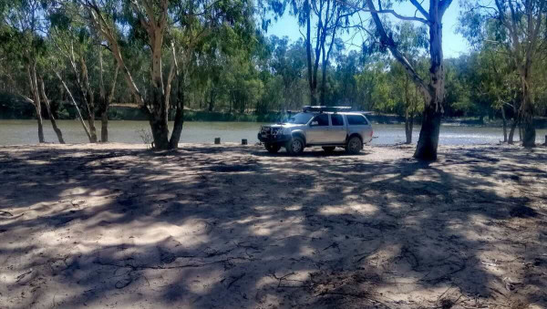 Doctors Beach Camping – Free Murray River Beach Camp on Ulupna Island