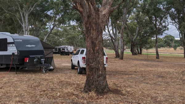 Great Western Recreation Reserve – Low Cost Camping in the Grampians Wine Region