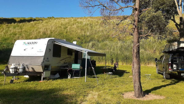 Lake Elingamite Campground, Free Lakeside Camping & Fishing Near Cobden