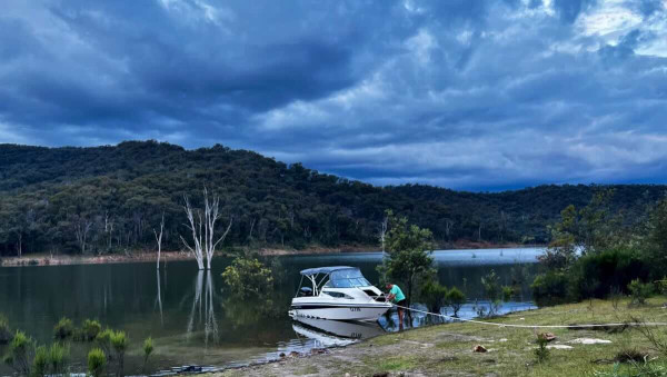 Mountaineer Inlet Boat Camp, Lake Eildon
