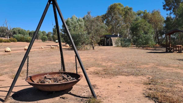 Nesting Ground Camping, Free Bush Camp Near Winton Wetlands & Benalla