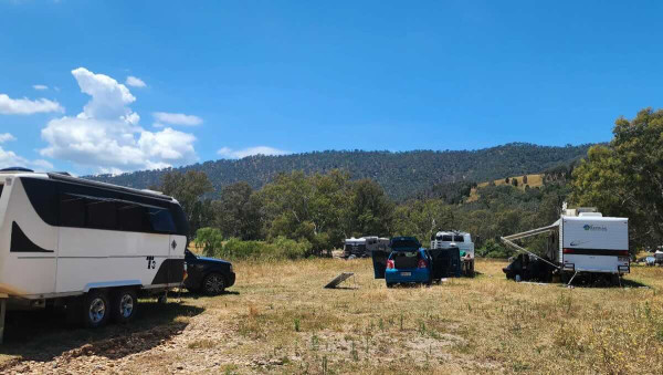 Walwa Camping Reserve – Free Murray River Camping & High Country Views
