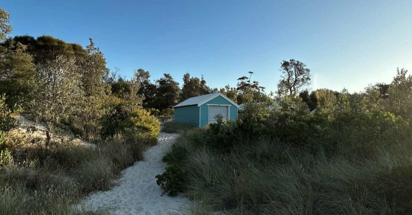 Whitecliffs Foreshore Campground, Rye VIC