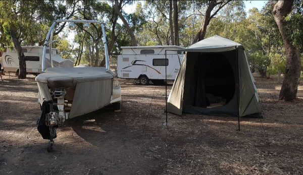 Wills Beach (Wills Bend) – Relaxing Sandy Riverfront Camping in Wharparilla