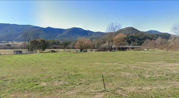Kalimna Stud Camping Tawonga Riverside Horse Stud Stays Victoria