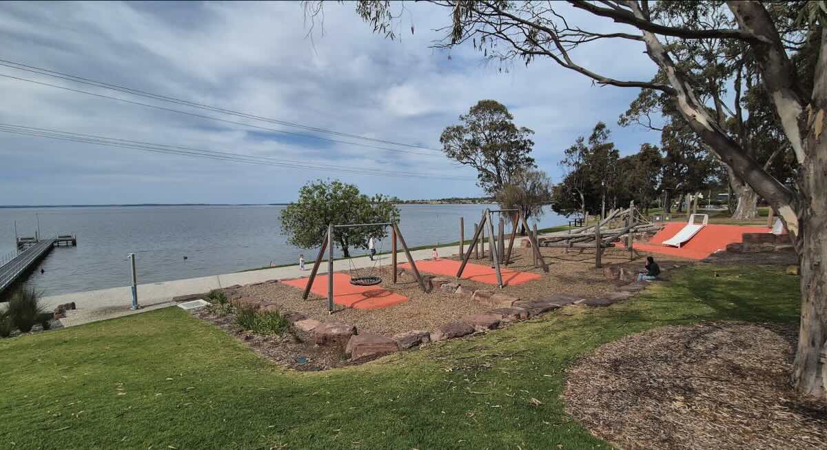 Eagle Point Caravan Park: Bayside Escape on the Gippsland Lakes