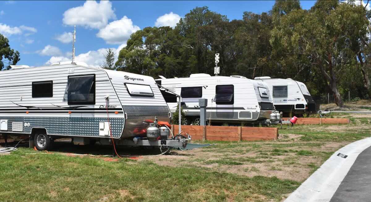 Lilydale Pine Hill Caravan Park
