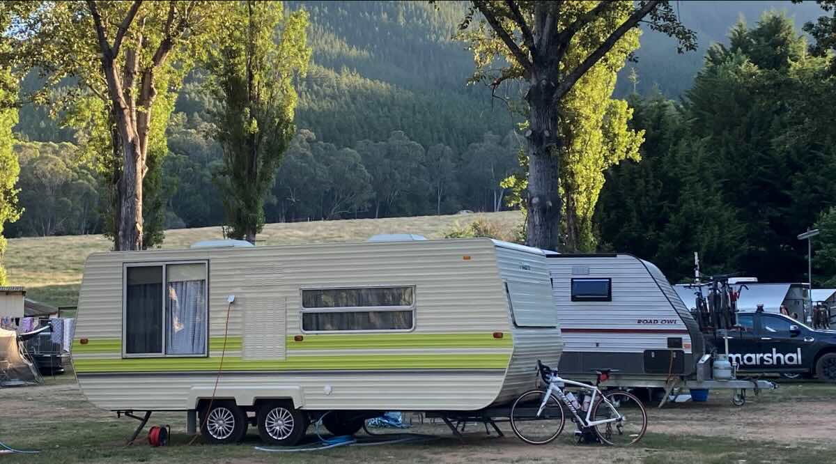 Bright Cabin and Caravan Park